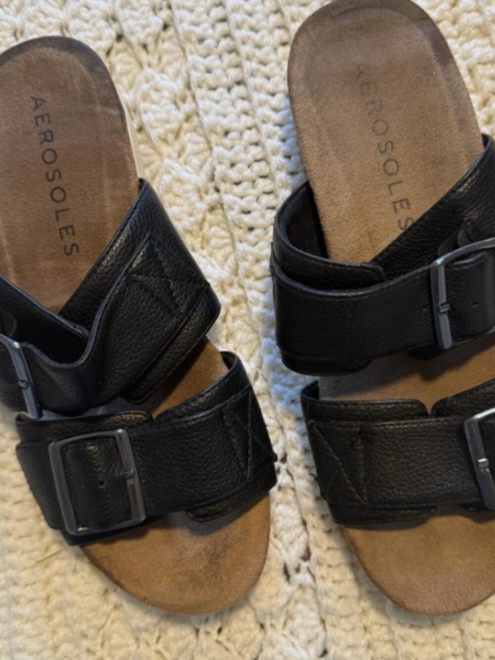 Aerosols Women’s Size 5 Black Flats Slip On